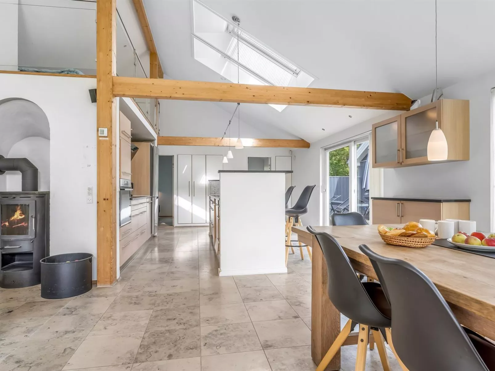 "Talitha" - 40m from the sea-Binnen