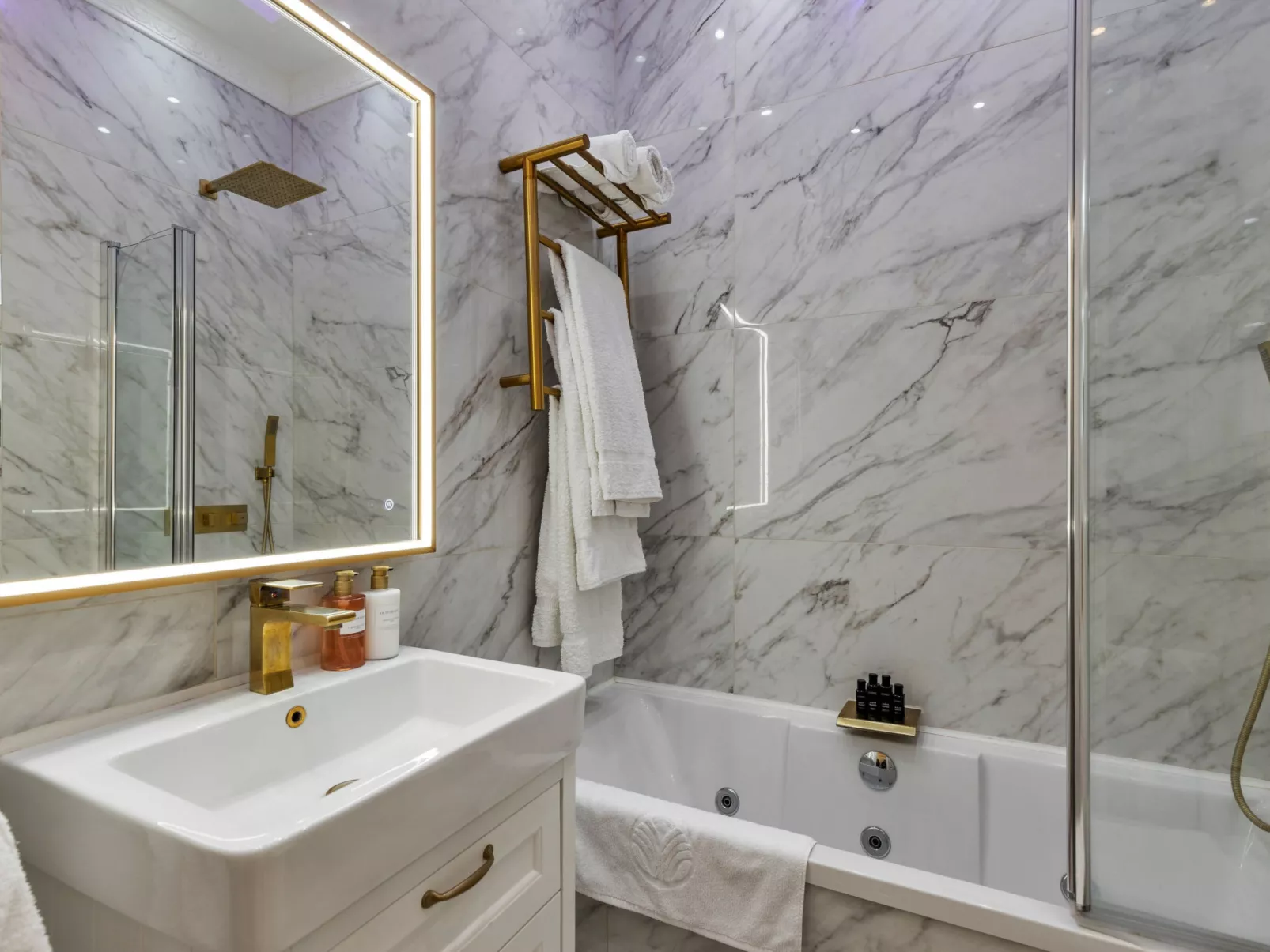 The Marylebone Marilyn-Binnen