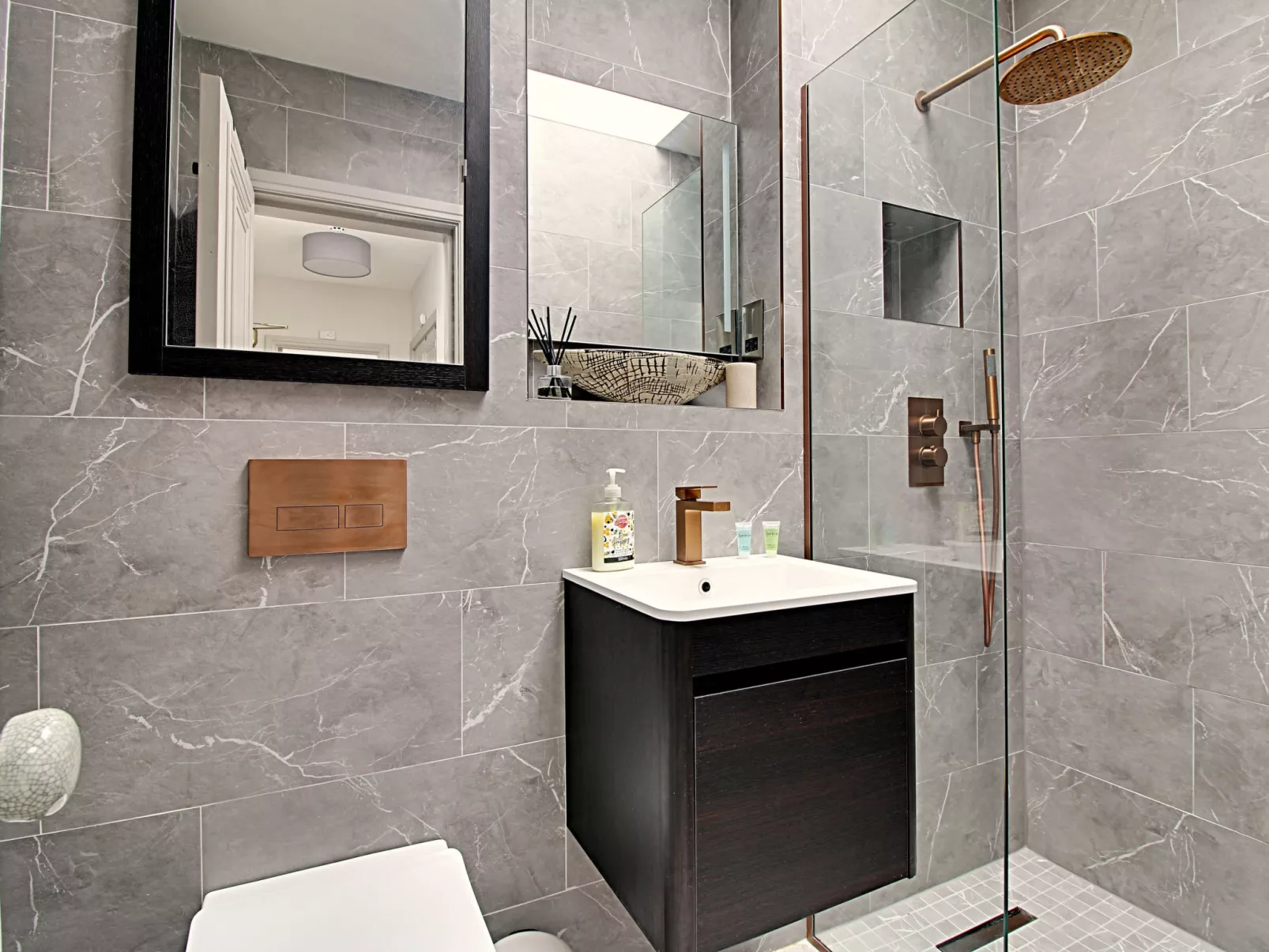 Highfield House-Binnen