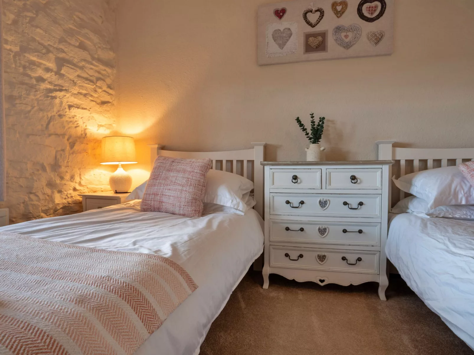 Blackclough Farmhouse at Blackclough Farm-Binnen