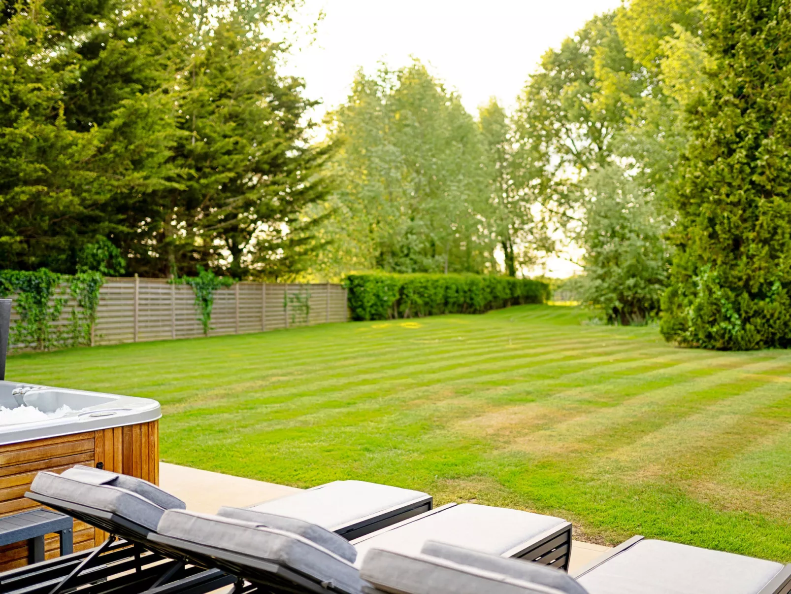 The Old Rectory-Buiten