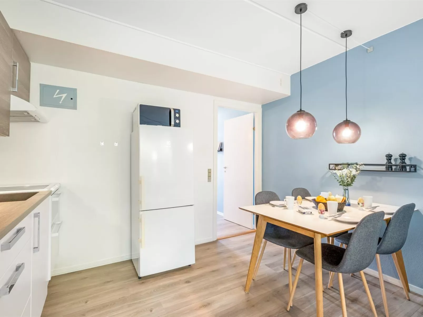 "Lelle" - 150m from the sea-Binnen