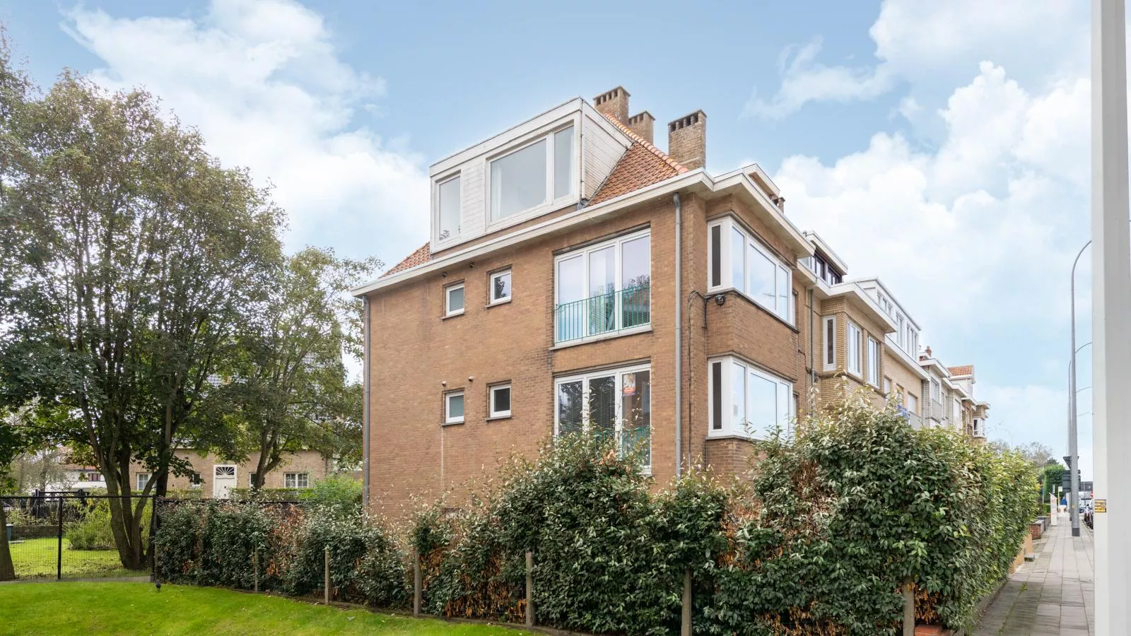 Elisa Alfa-Buitenkant zomer