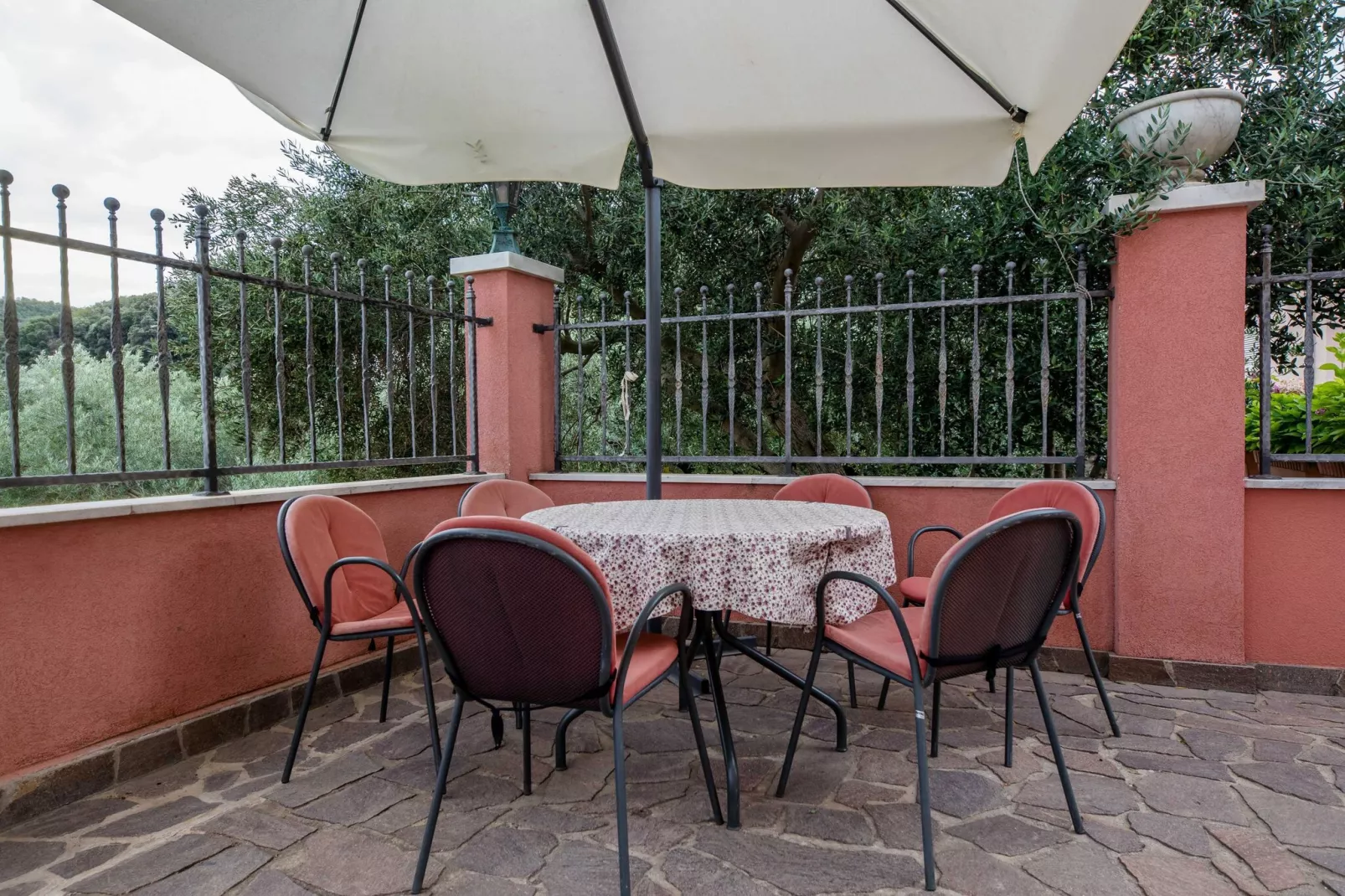 Guest House Villa Anggela - Standard Double room with Balcony and Sea View (BR2)-Buitenlucht