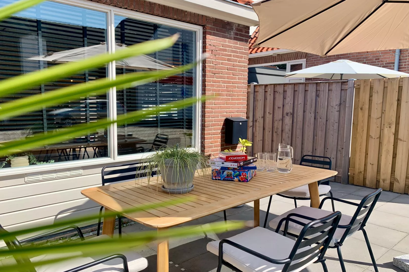 Plein 1945-8-Terrasbalkon