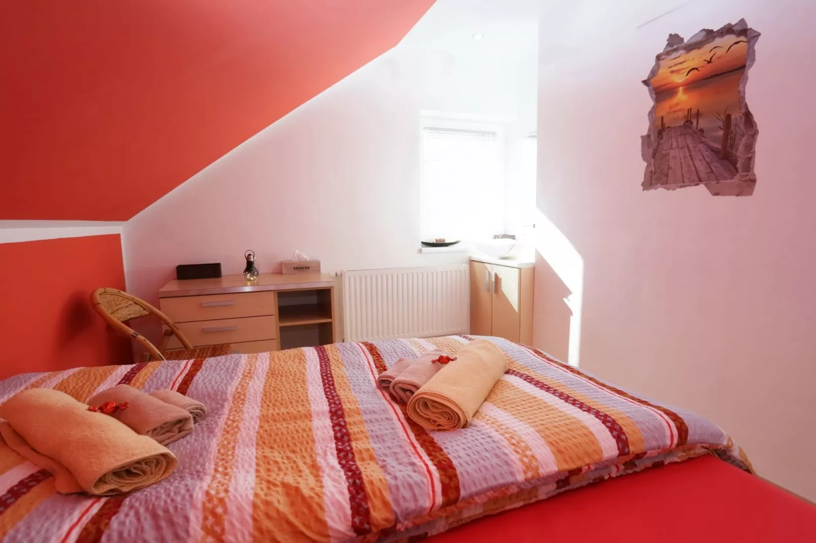 Elegant and Stylish Retreat Apartments with Terrace - Three Bedroom Apartment with Terrace-Slaapkamer