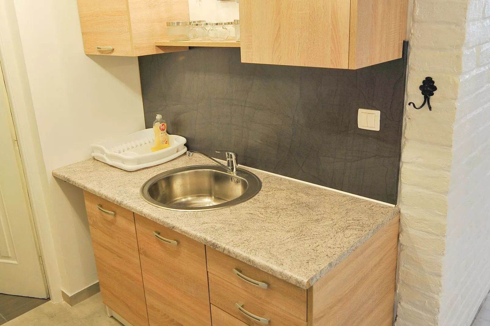 Relax and Rustic Apartments with Terrace - Classic One Bedroom Apartment with Terrace (owner Silvester)-Keuken