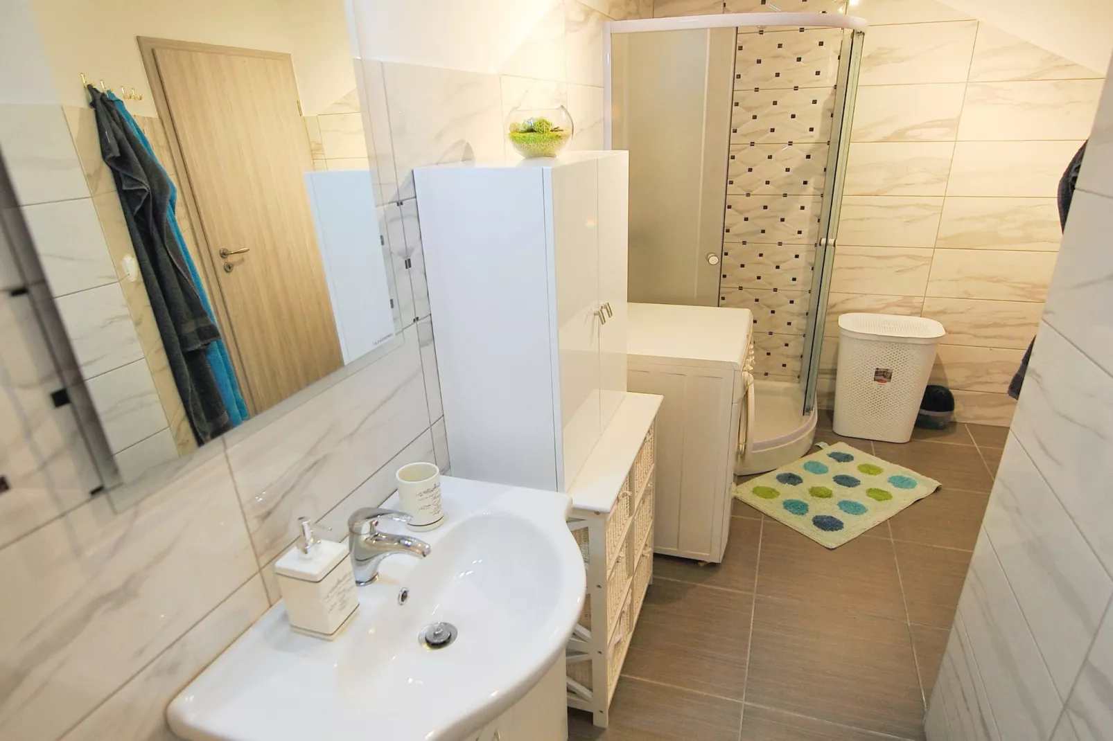 Relax and Rustic Apartments with Terrace - Standard One Bedroom Apartment with Terrace (owner Marjana)-Badkamer