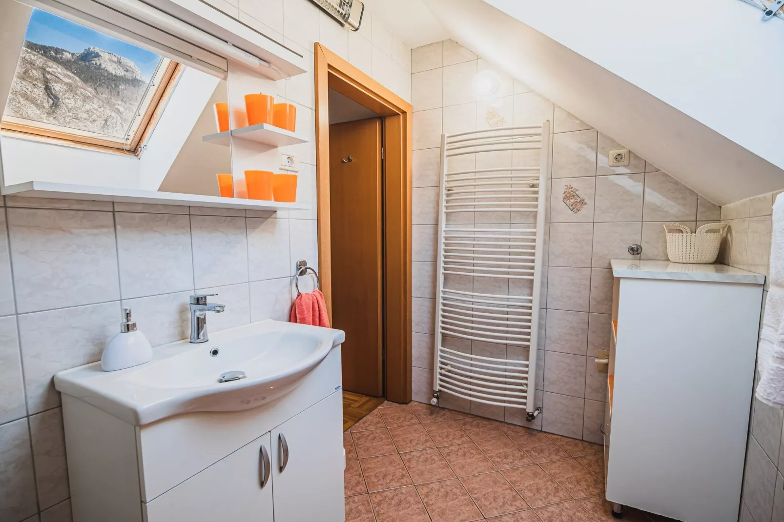 Bovec Picturesque Mountain Vista Residences - Two Bedroom Apartment (owner D)-Badkamer