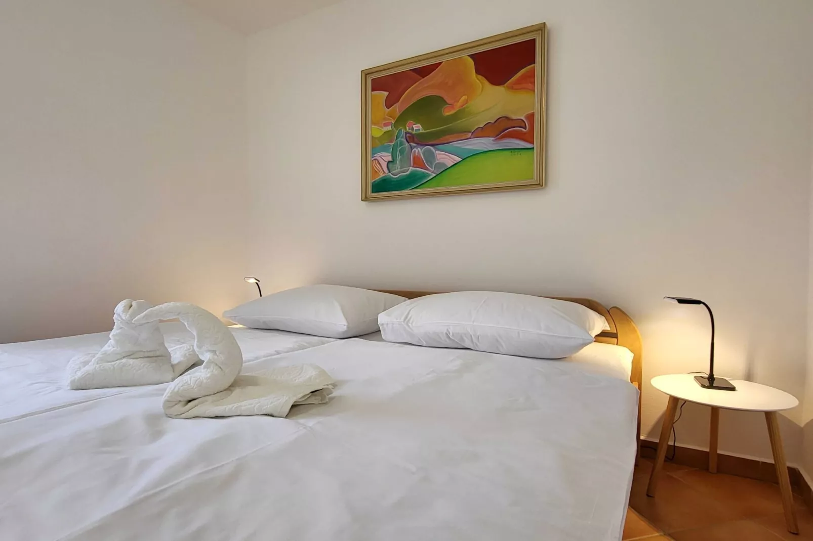 Peaceful Countryside Holiday Home with Terrace - One Bedroom Holiday Home with Terrace-Slaapkamer