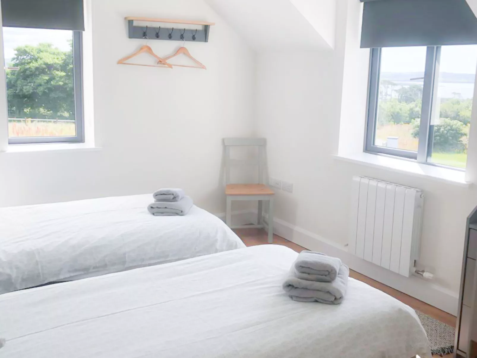 Bell View (TR3) Holiday Home Sheeps Head-Binnen