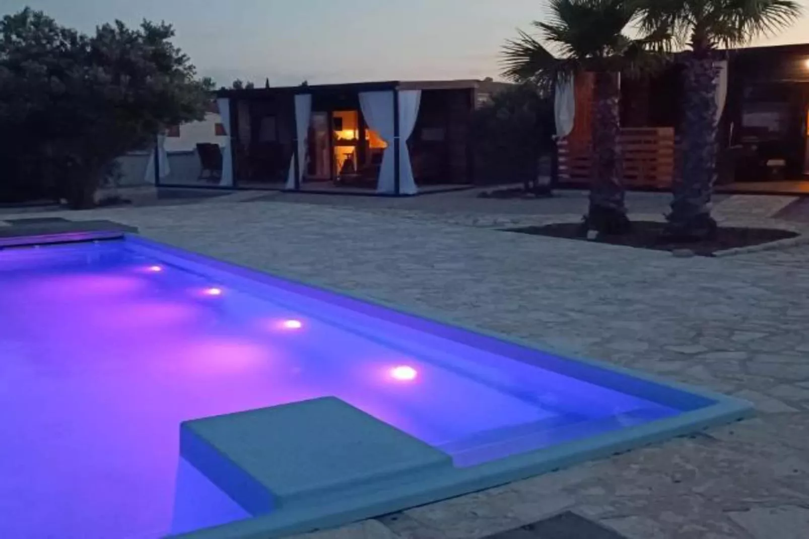 SAK Mobile Homes - Standard Two Bedroom Mobile Home with Terrace and Sea View (Br3)-Zwembad