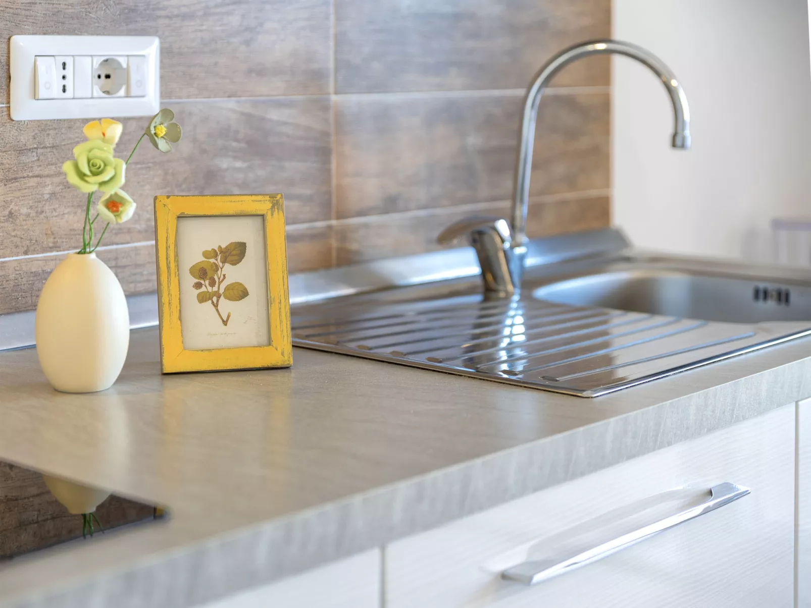 Granello di sole-Binnen