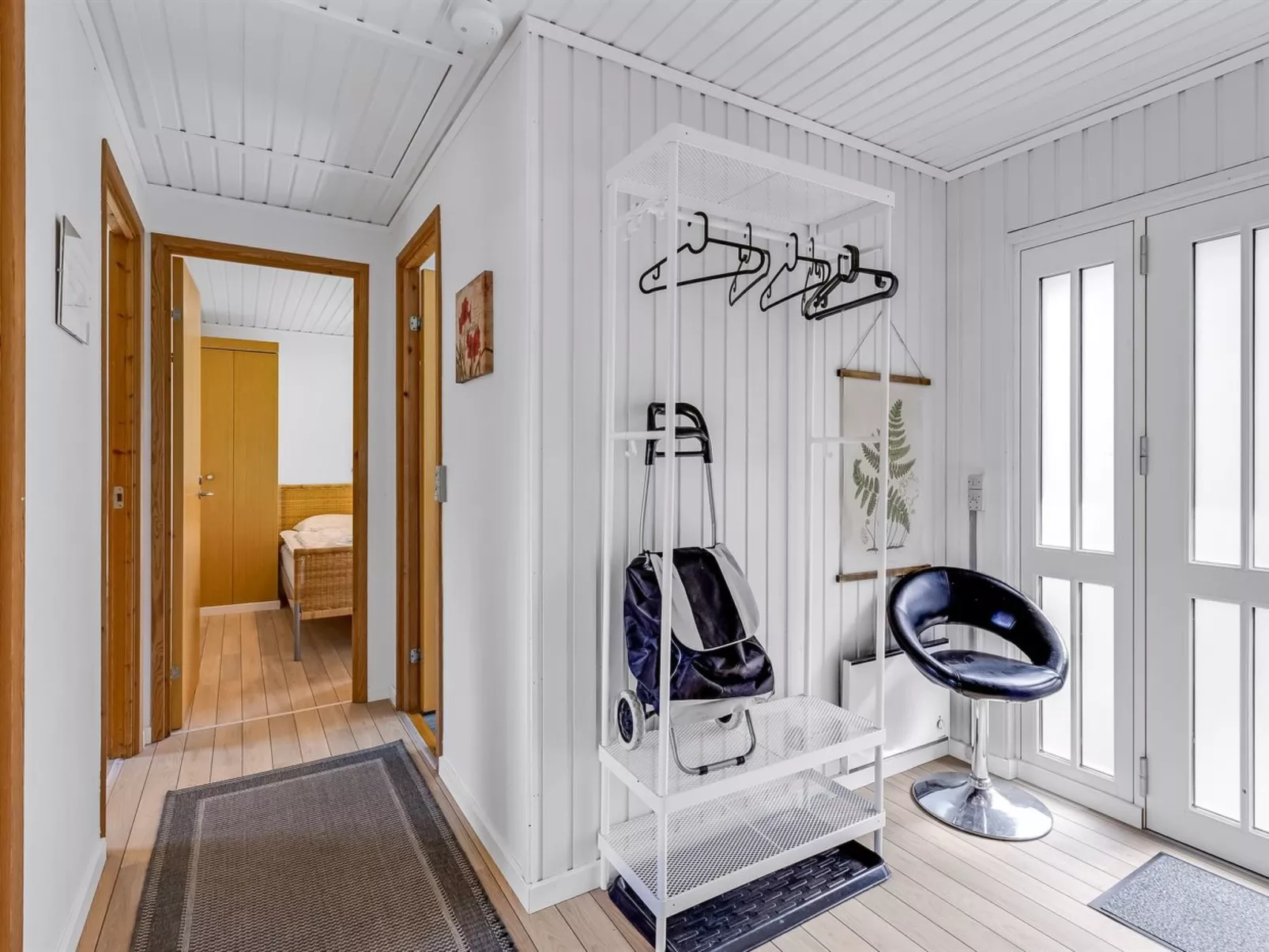 "Naema" - 500m from the sea-Binnen