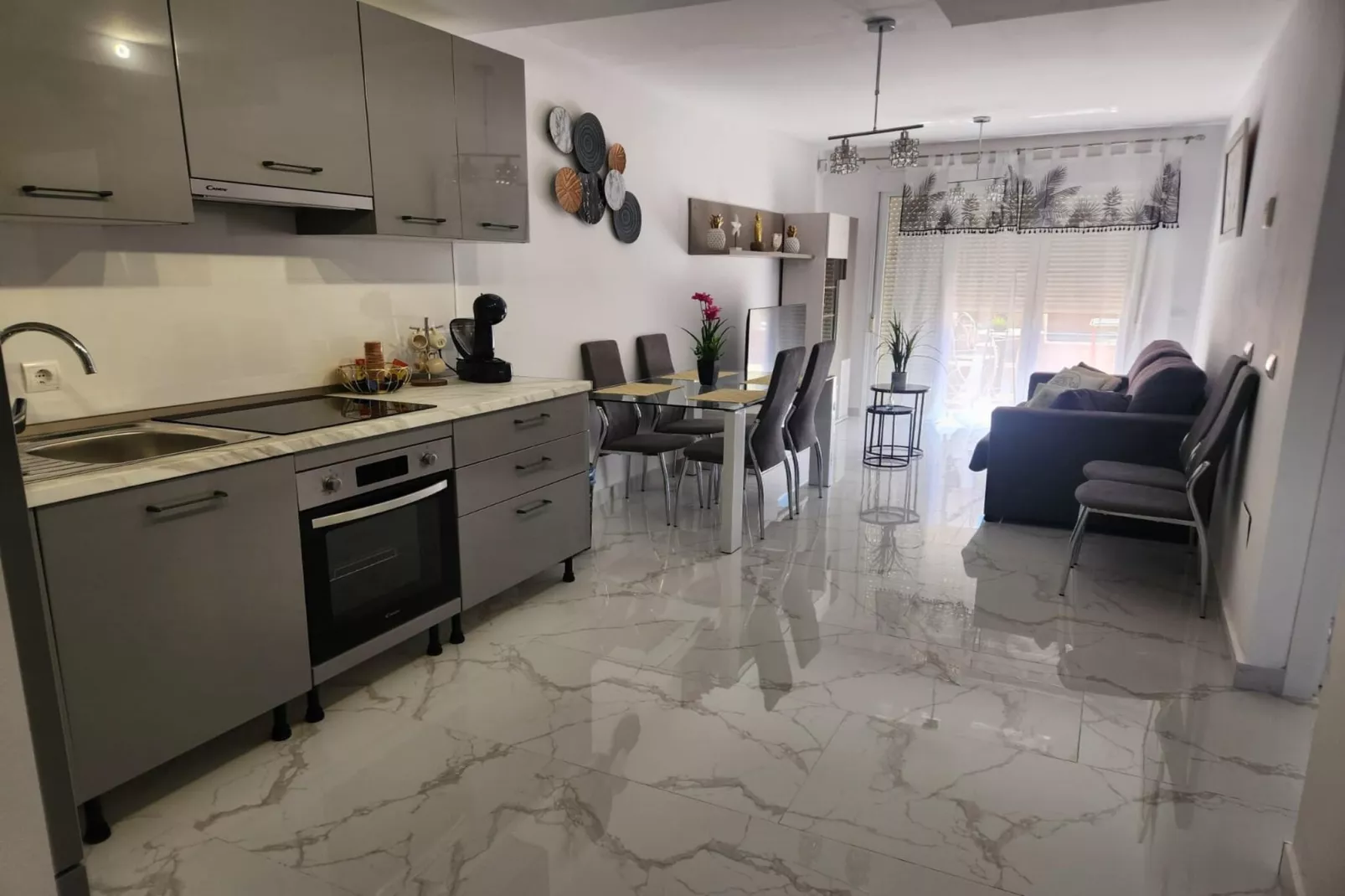 CT 339 AL - Faro's Paraiso de Vera Apartment-Keuken