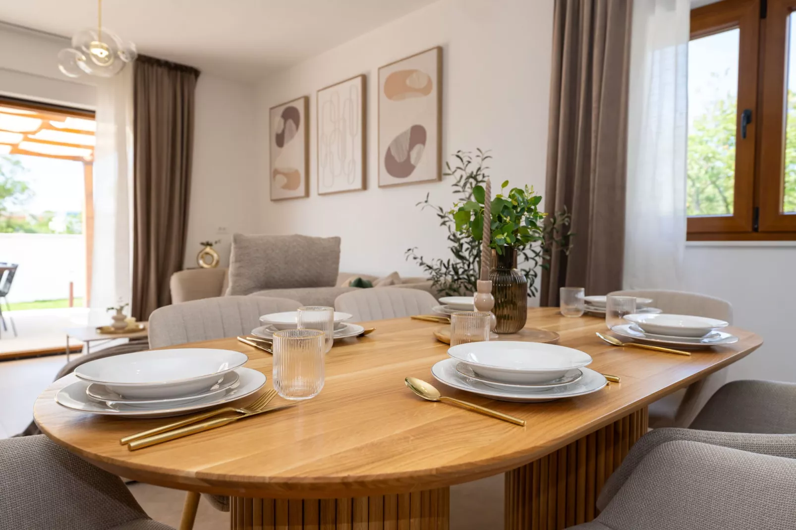 Luxury Villa T&T-Eetkamer