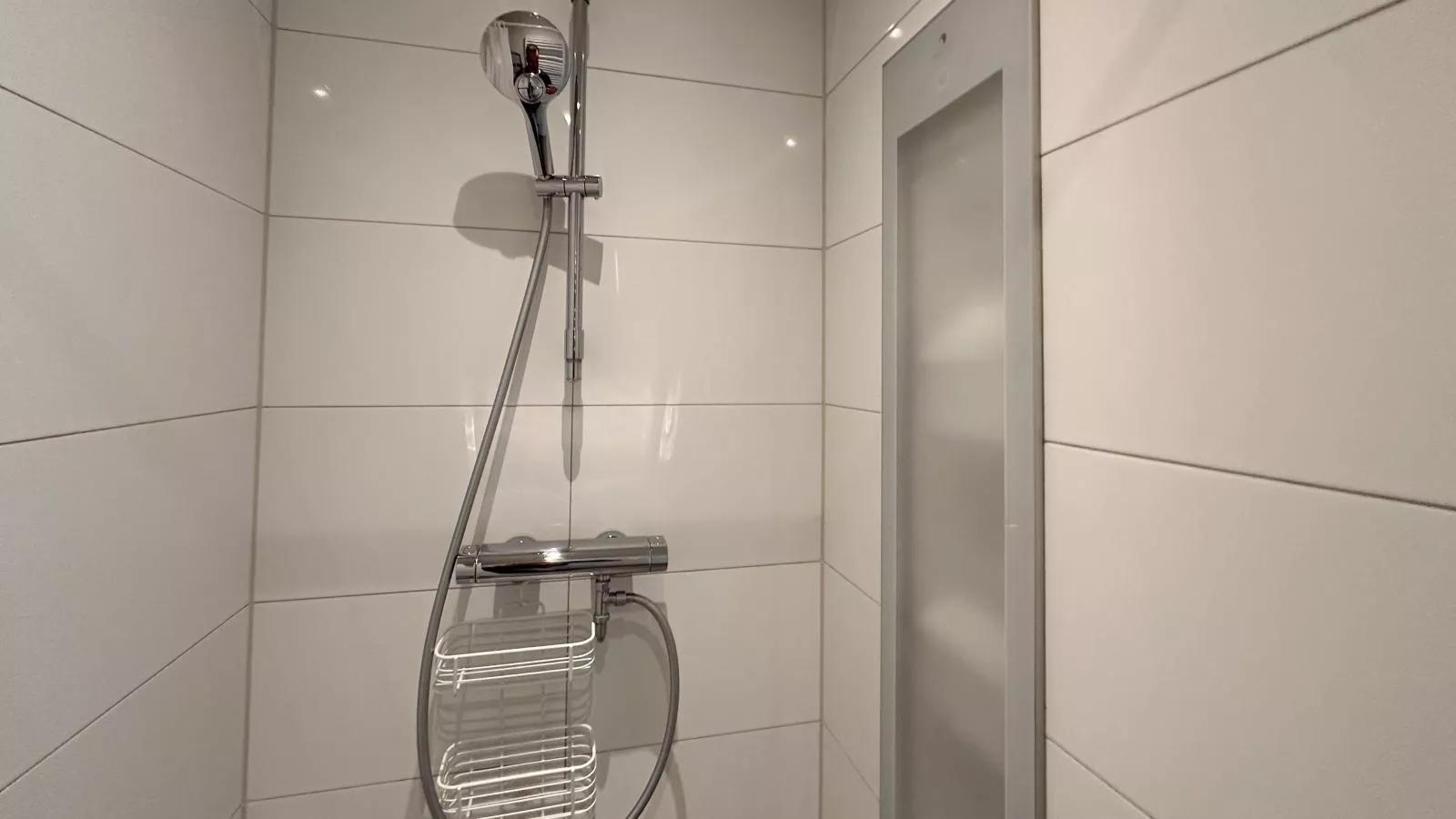 Happy Beach 50-Wellness