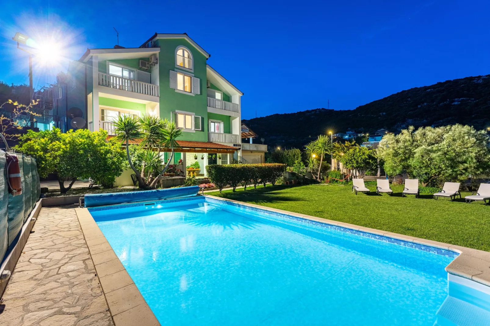 Villa Green Paradise-Zwembad