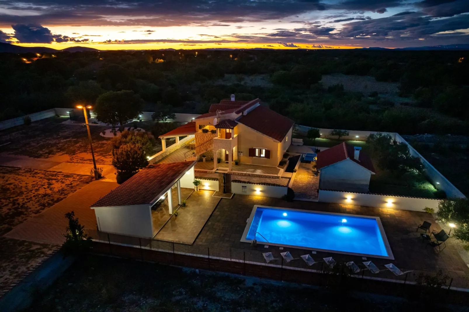 Villa Marijana-Buitenkant zomer