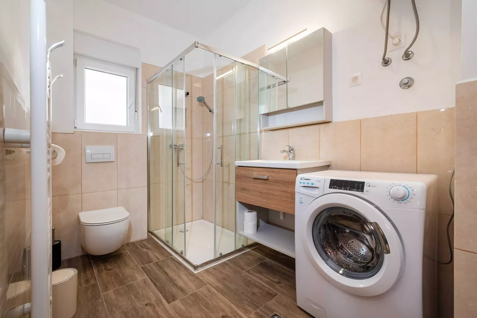 Studio apartment Blagdan-Badkamer