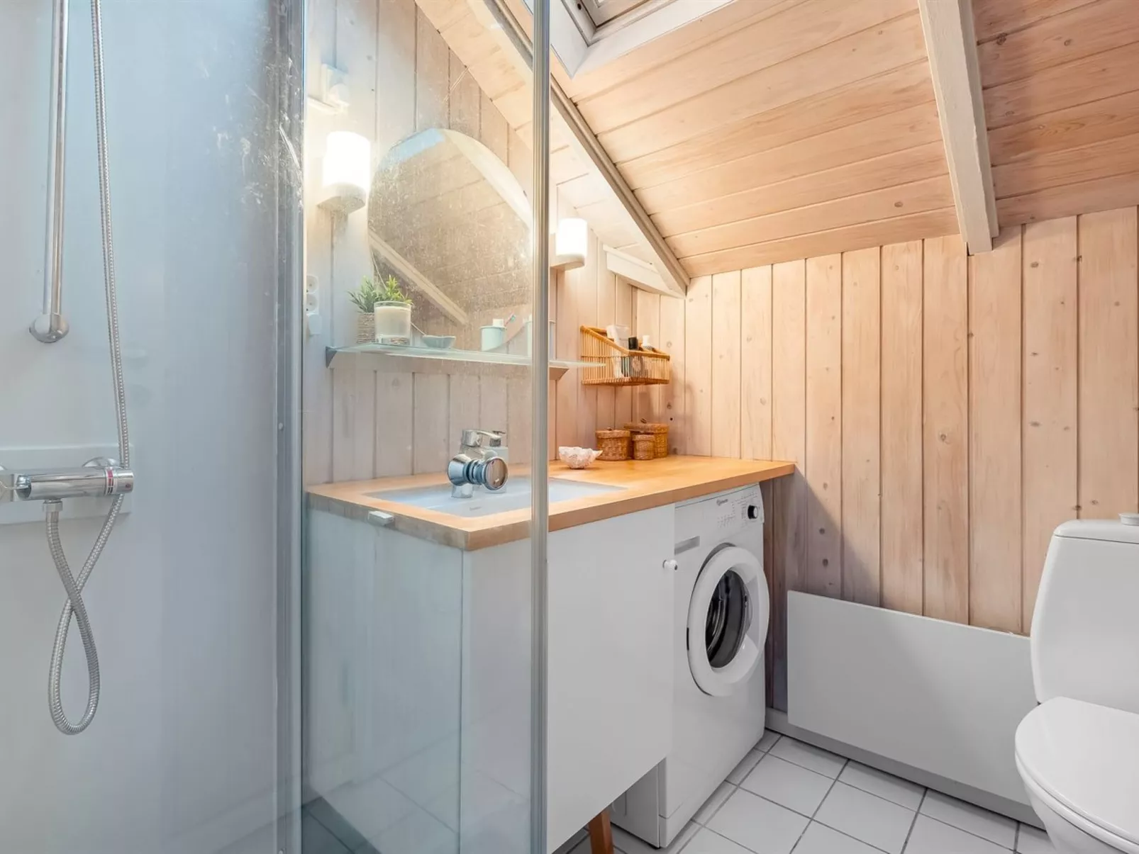 "Lenny" - 500m from the sea-Binnen