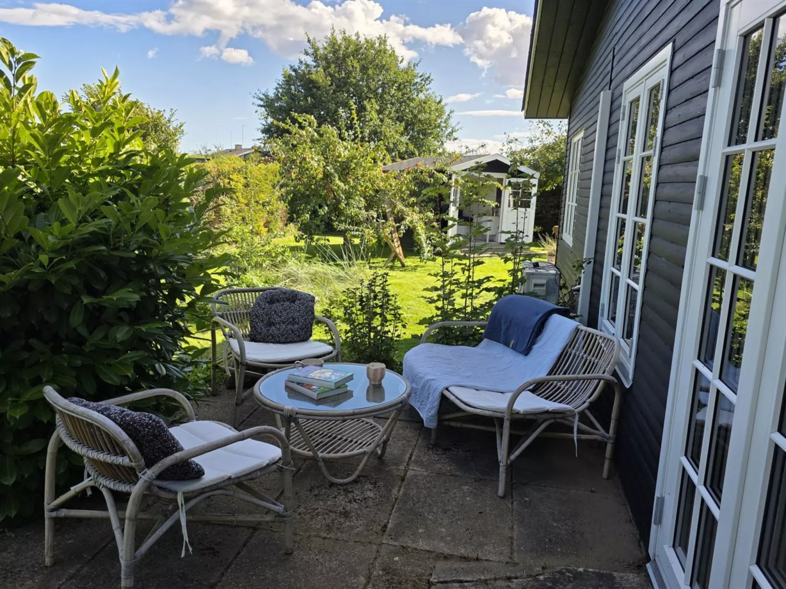 "Yvette" - 350m from the sea-Buiten