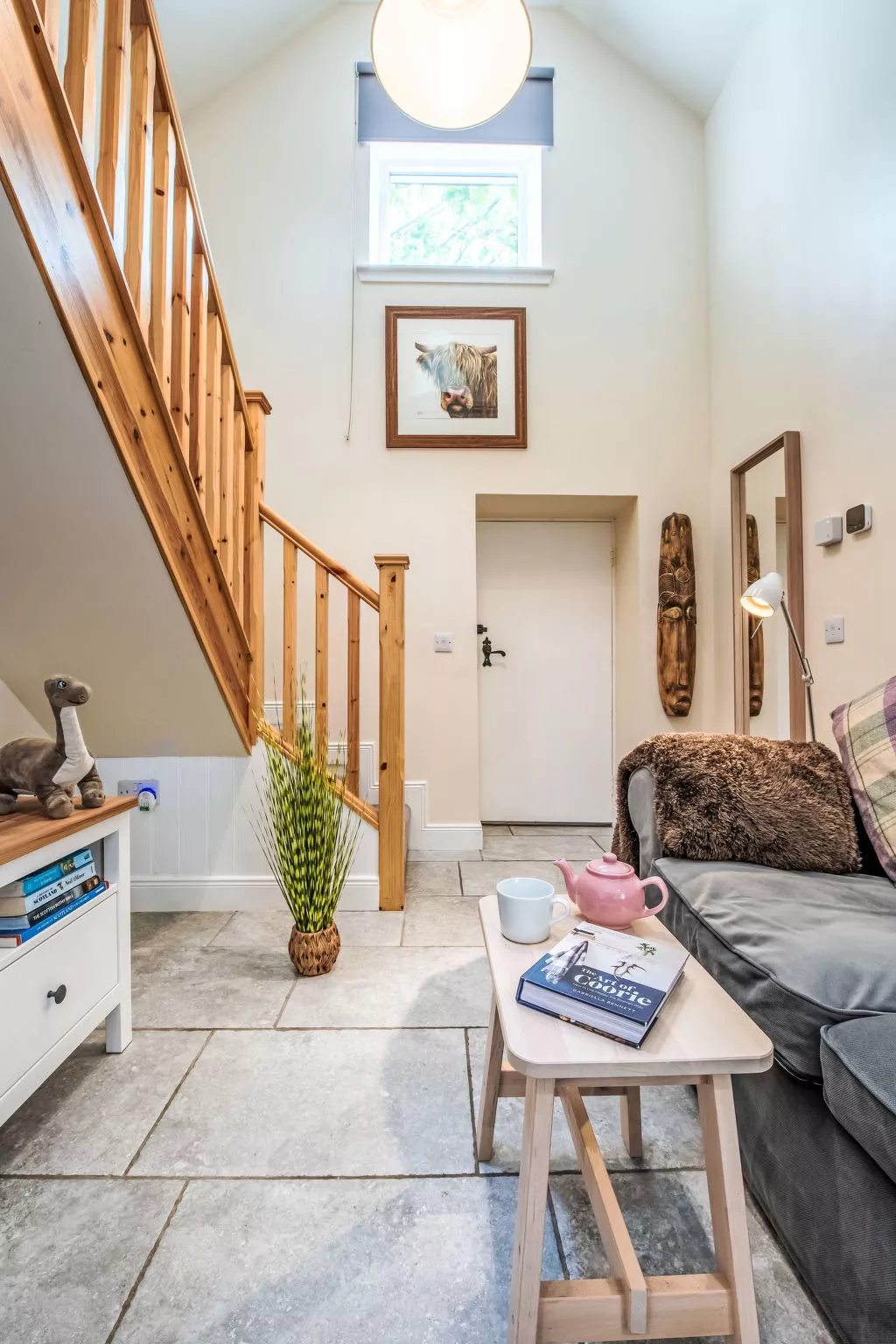 Wayside Bothy-Binnen