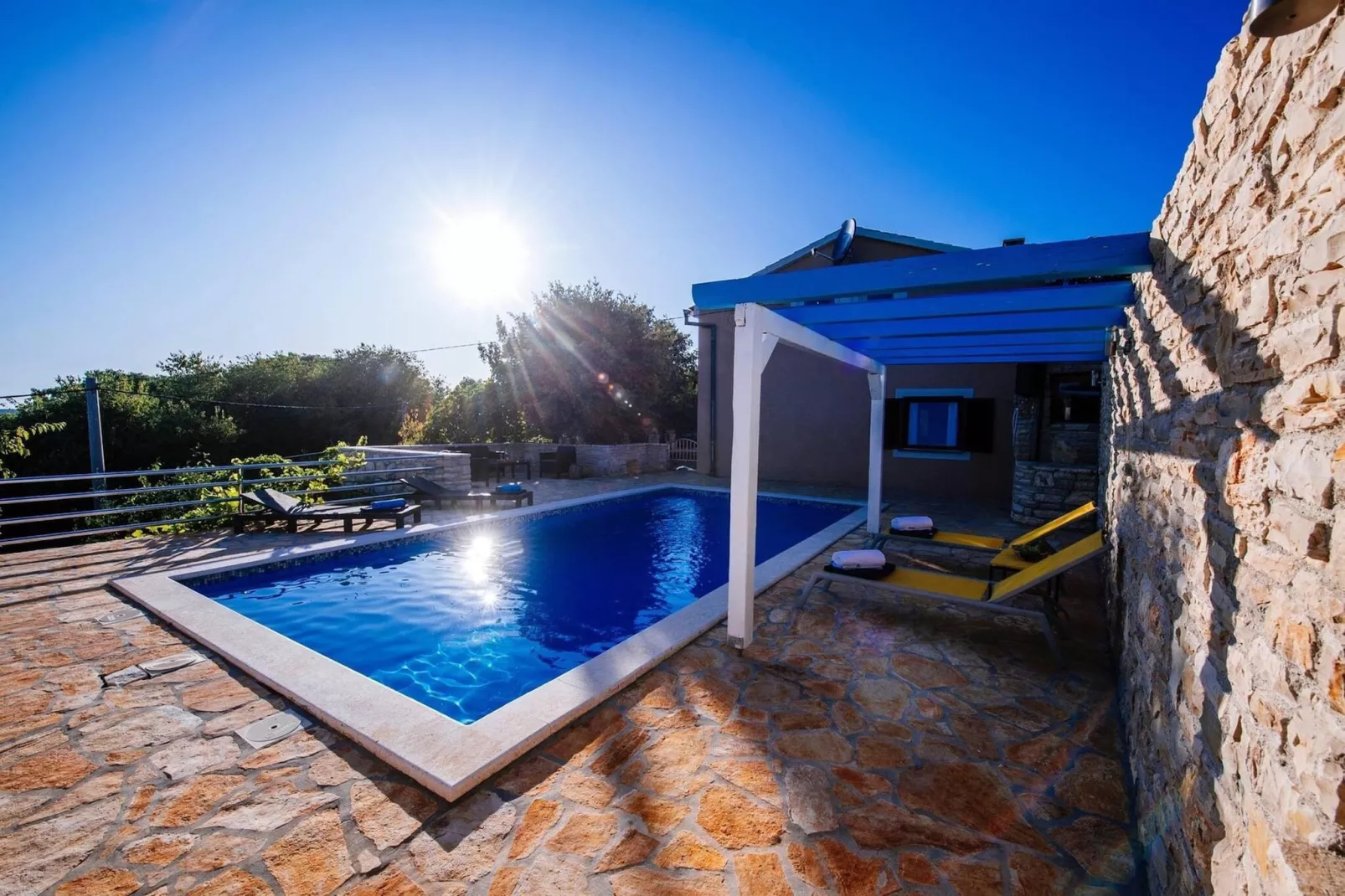 Holiday home Korlat-Zwembad