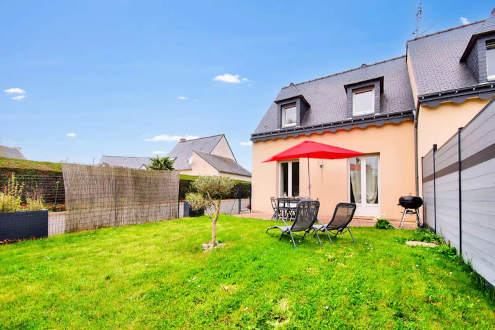 Maison à Erquy-Niet-getagd