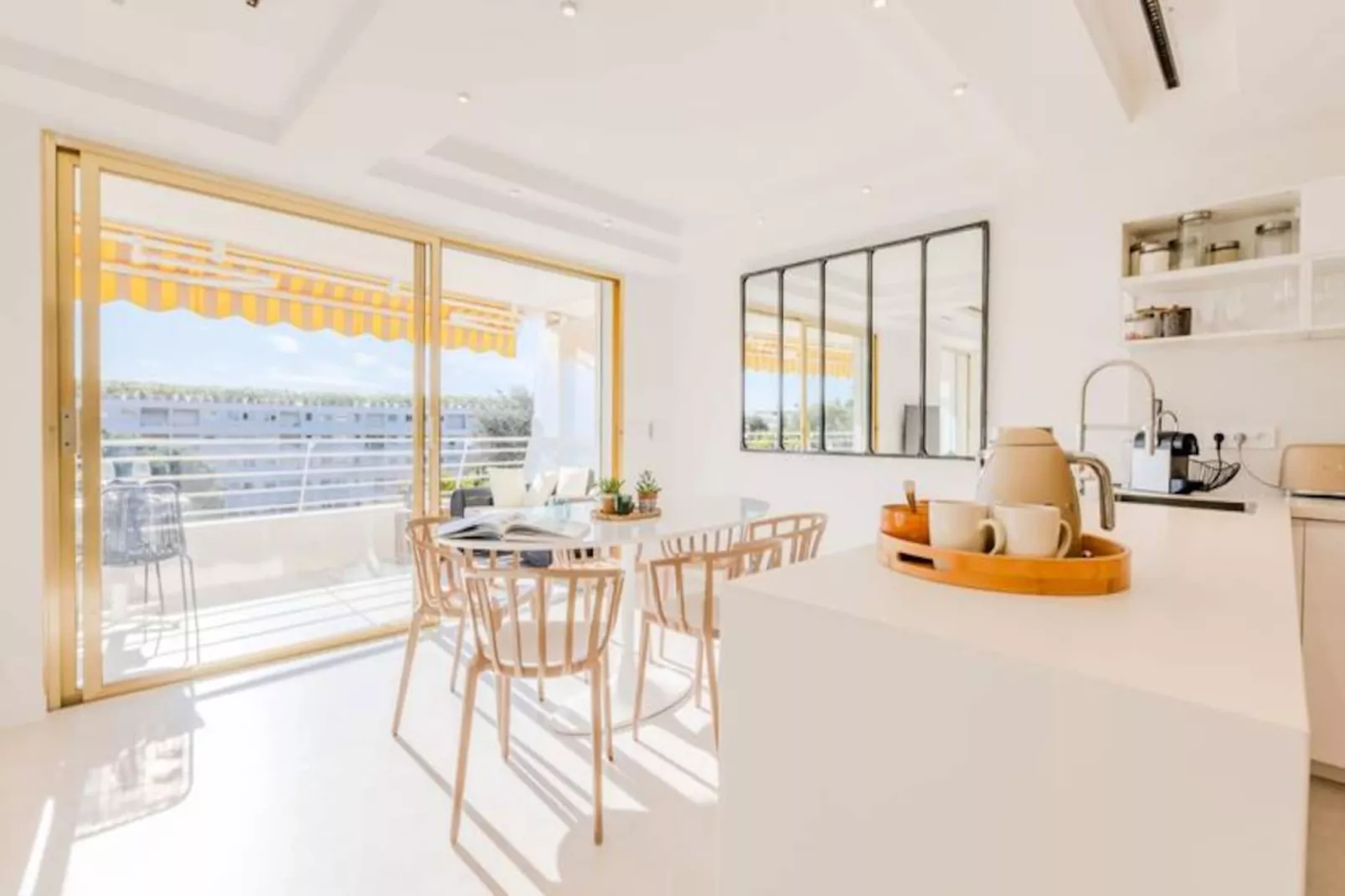 Résidence 4p De 96m&sup2; Sur Les Hauteurs De Cannes-Niet-getagd