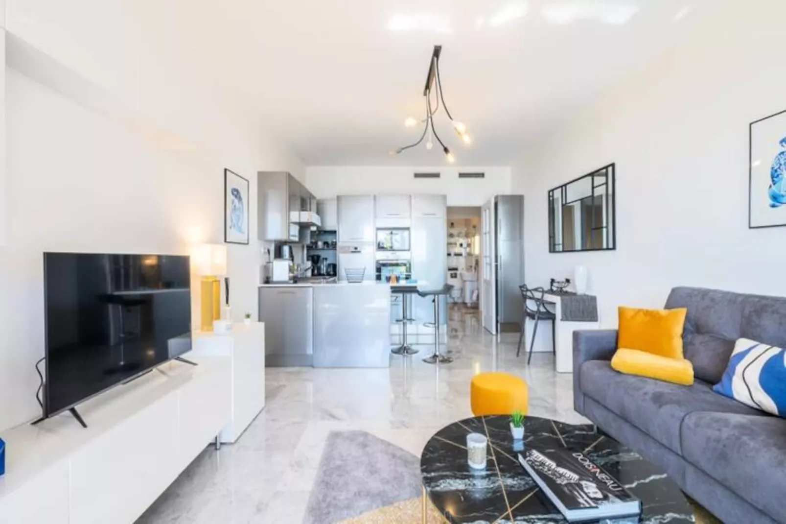 Résidence Rare ! Superbe 3 Pi&egrave;ces Avec Jardin Face &agrave; La Mer-Niet-getagd