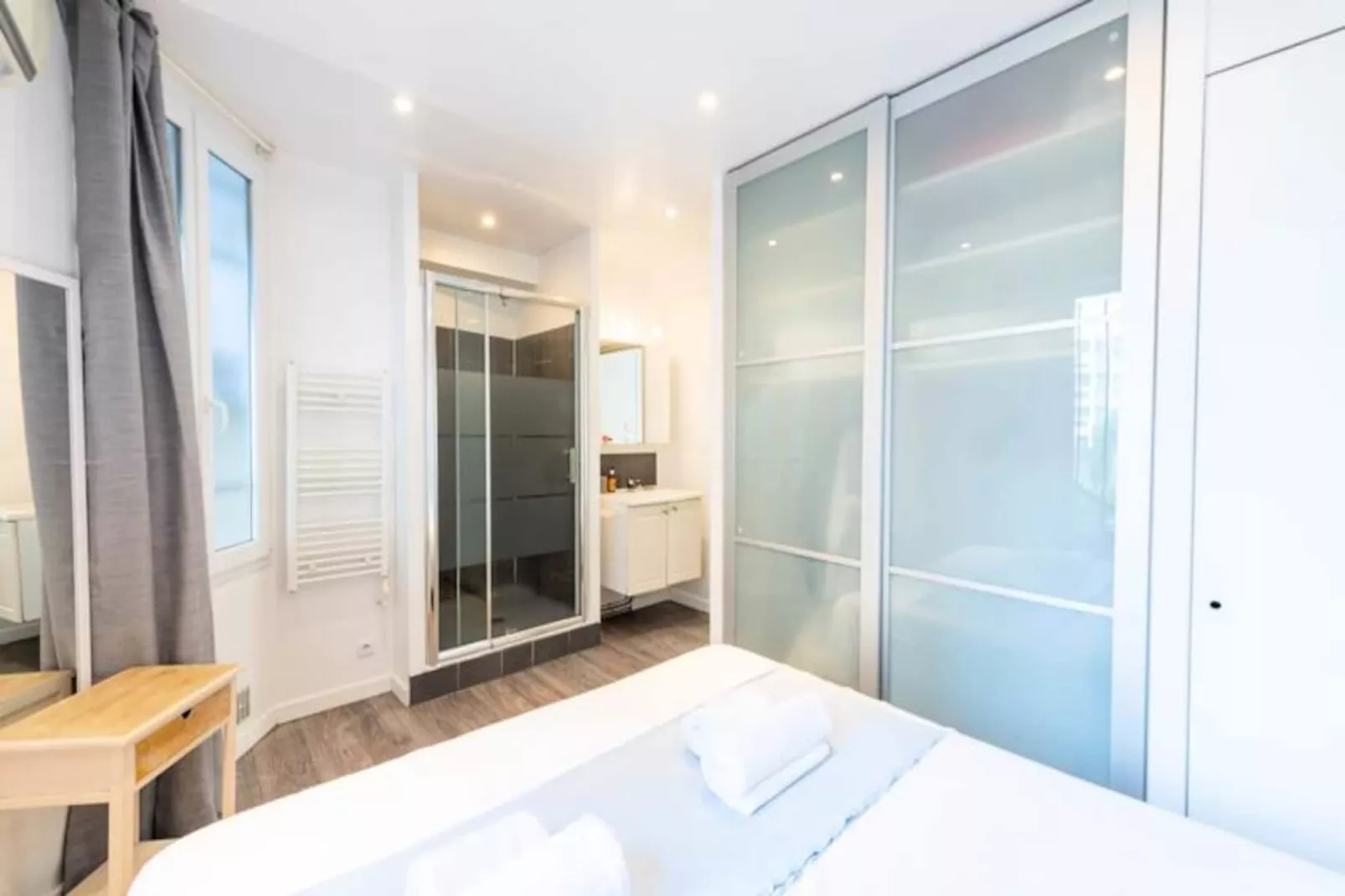 Résidence 2p Centre-ville Cannes Plages &agrave; Pied-Niet-getagd