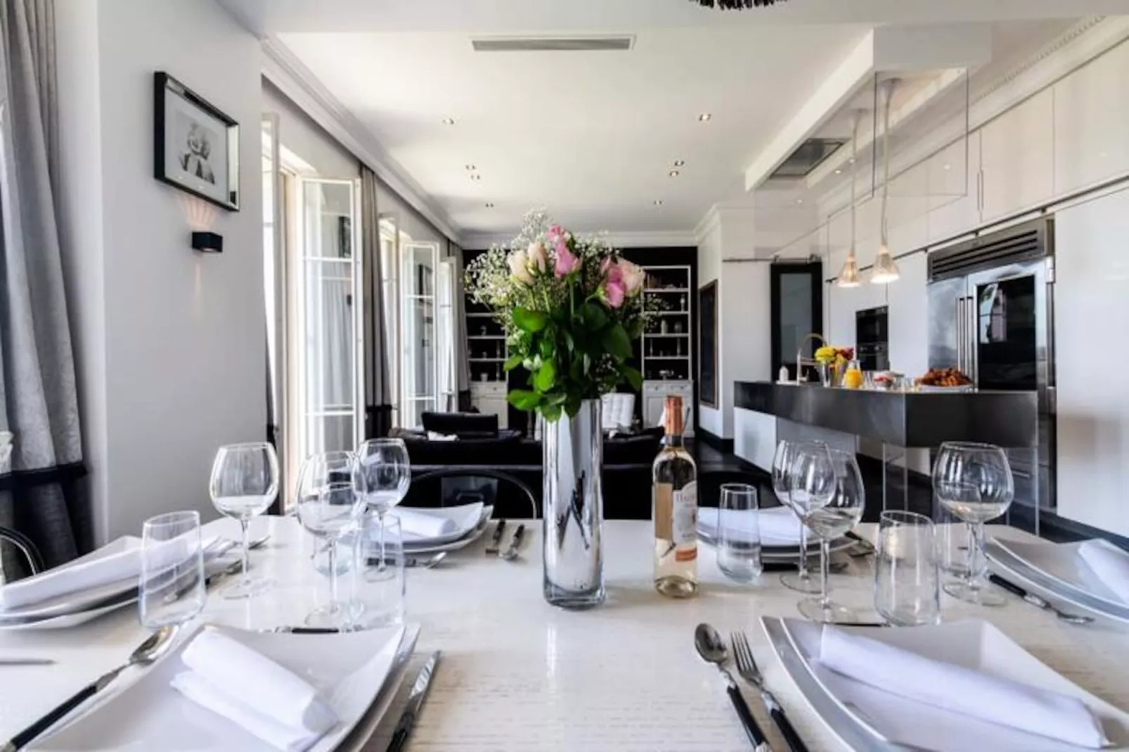 Résidence Prestige Et Confort Face Au Palais Des Festivals-Niet-getagd