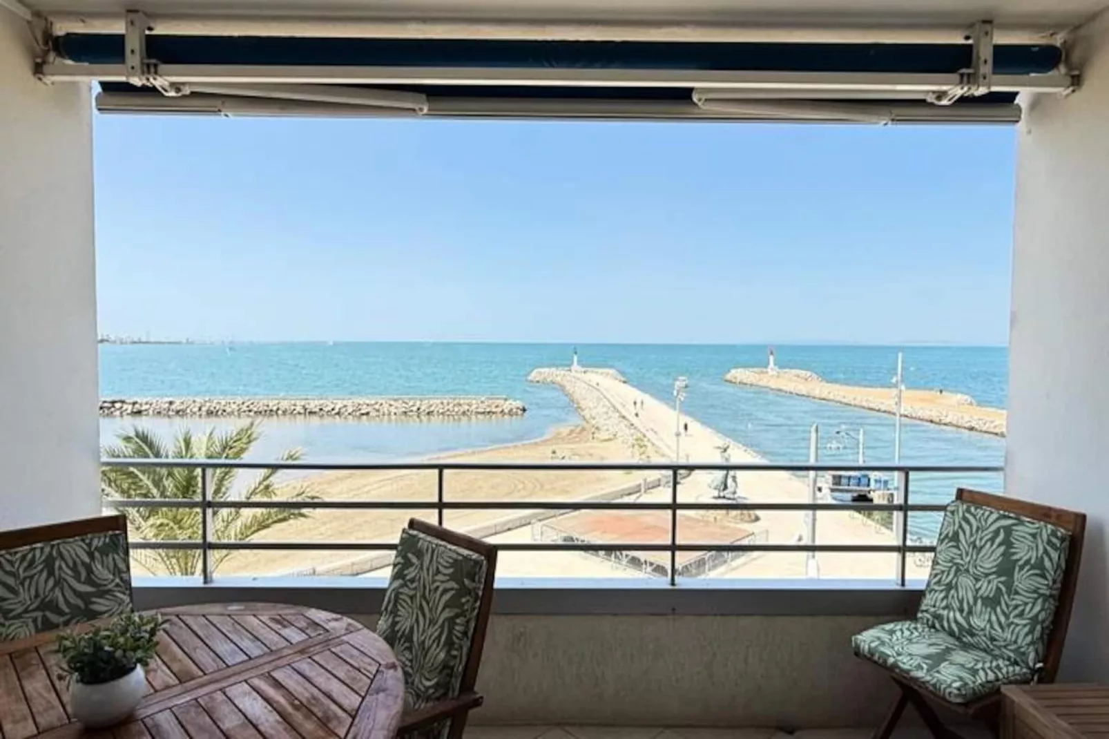 Résidence Superbe T3 Traversant Avec Terrasse Face Au Chenal Vue Mer &ndash; Imp&eacute;rial 4-Niet-getagd