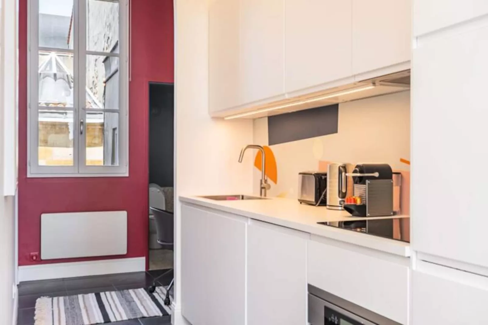 Appartement Place Pey Berland Avec Balcon Et Parking-Niet-getagd