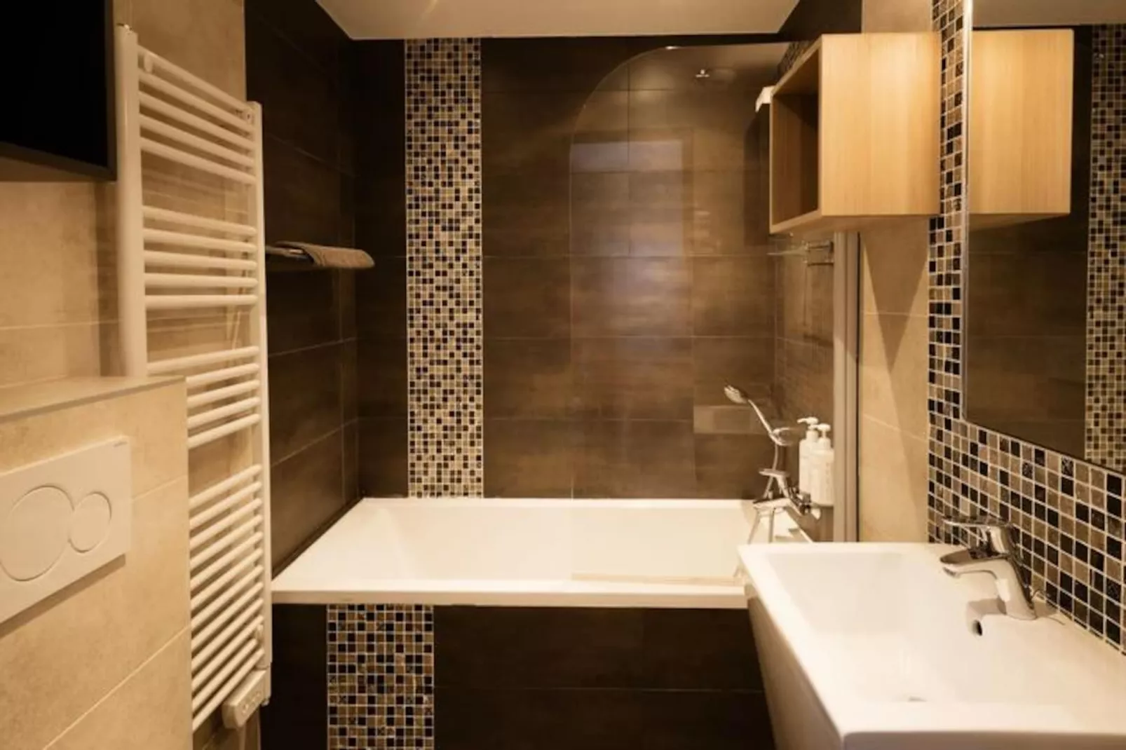 Les Chalets D'adrien-Niet-getagd