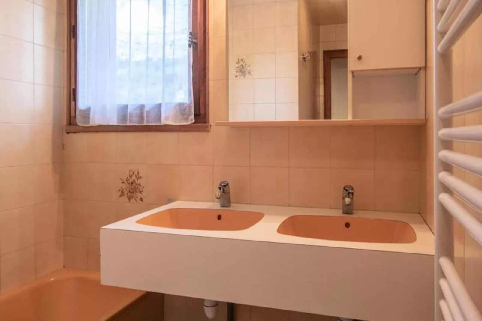 Résidence Sommard N° 9-Niet-getagd