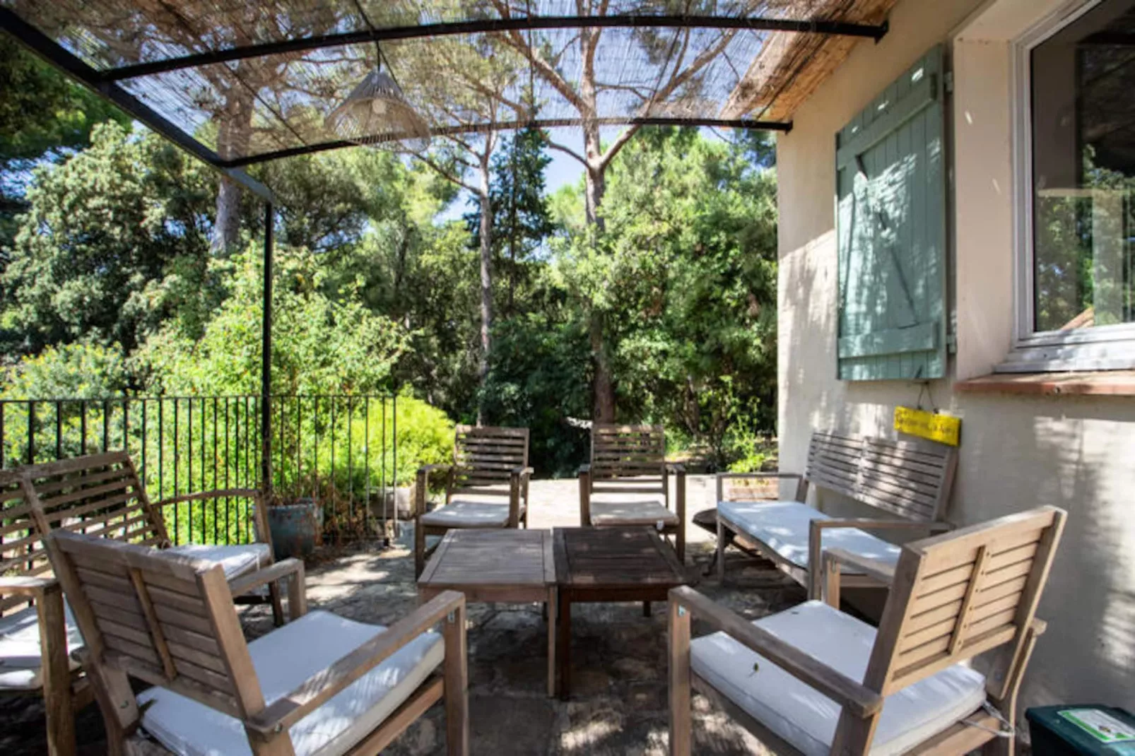 Maison Lumière Des Pins --Niet-getagd