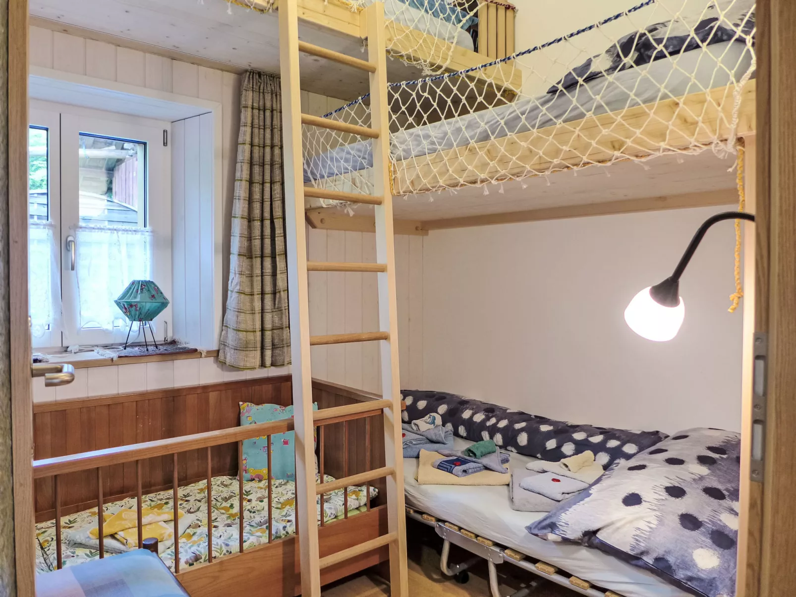 Beim Thor Gross-Binnen