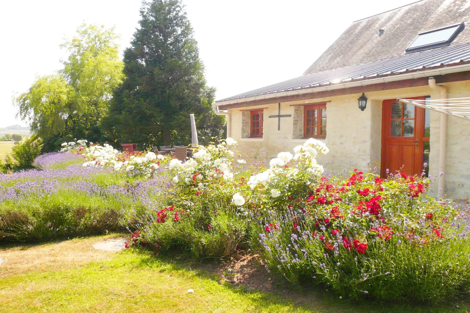 Gite Le Jonquet-Tuinen zomer