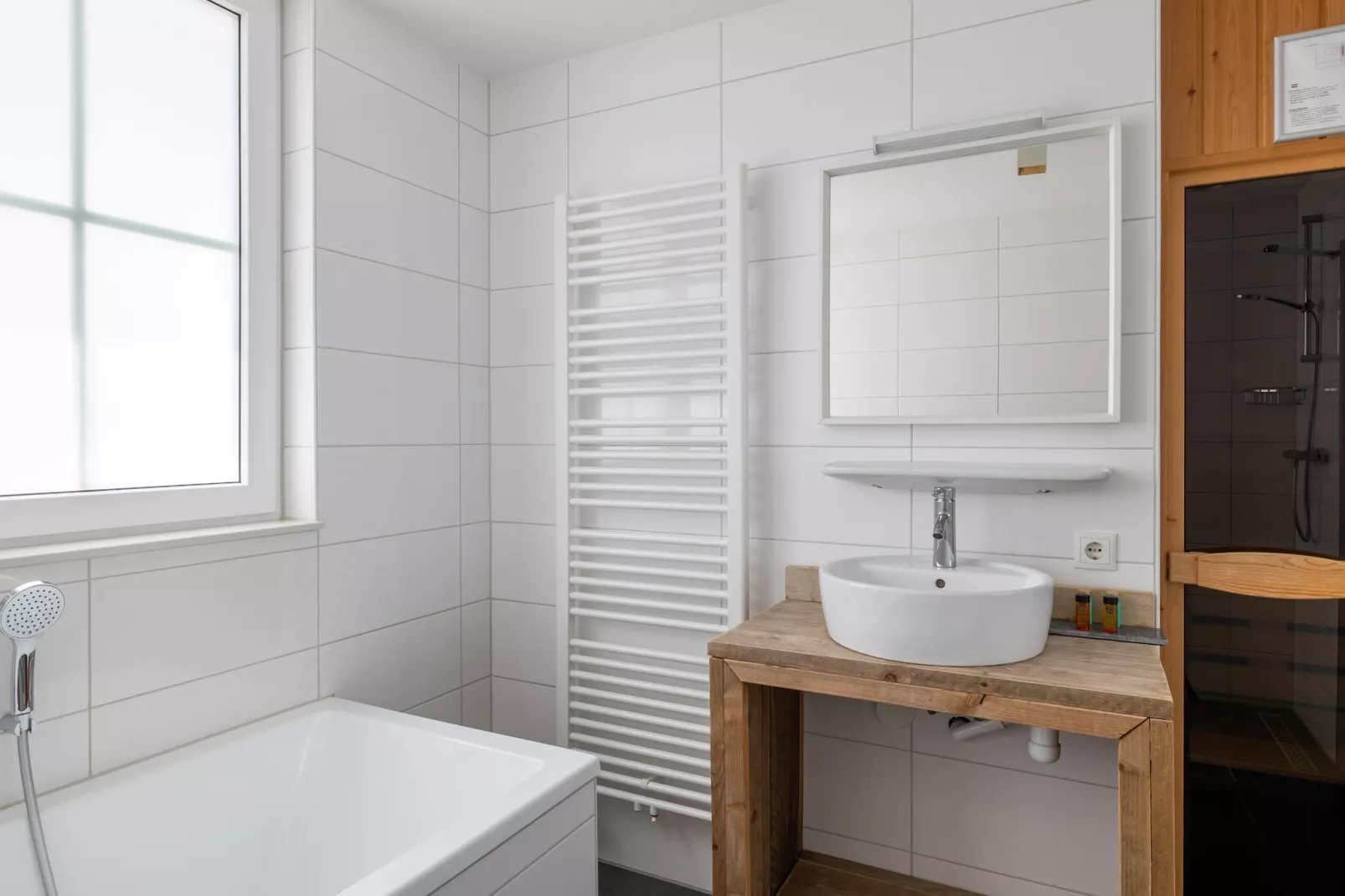 Appartement Kaapduinseweg 13 Dishoek 13D luxe 6p sauna-Badkamer