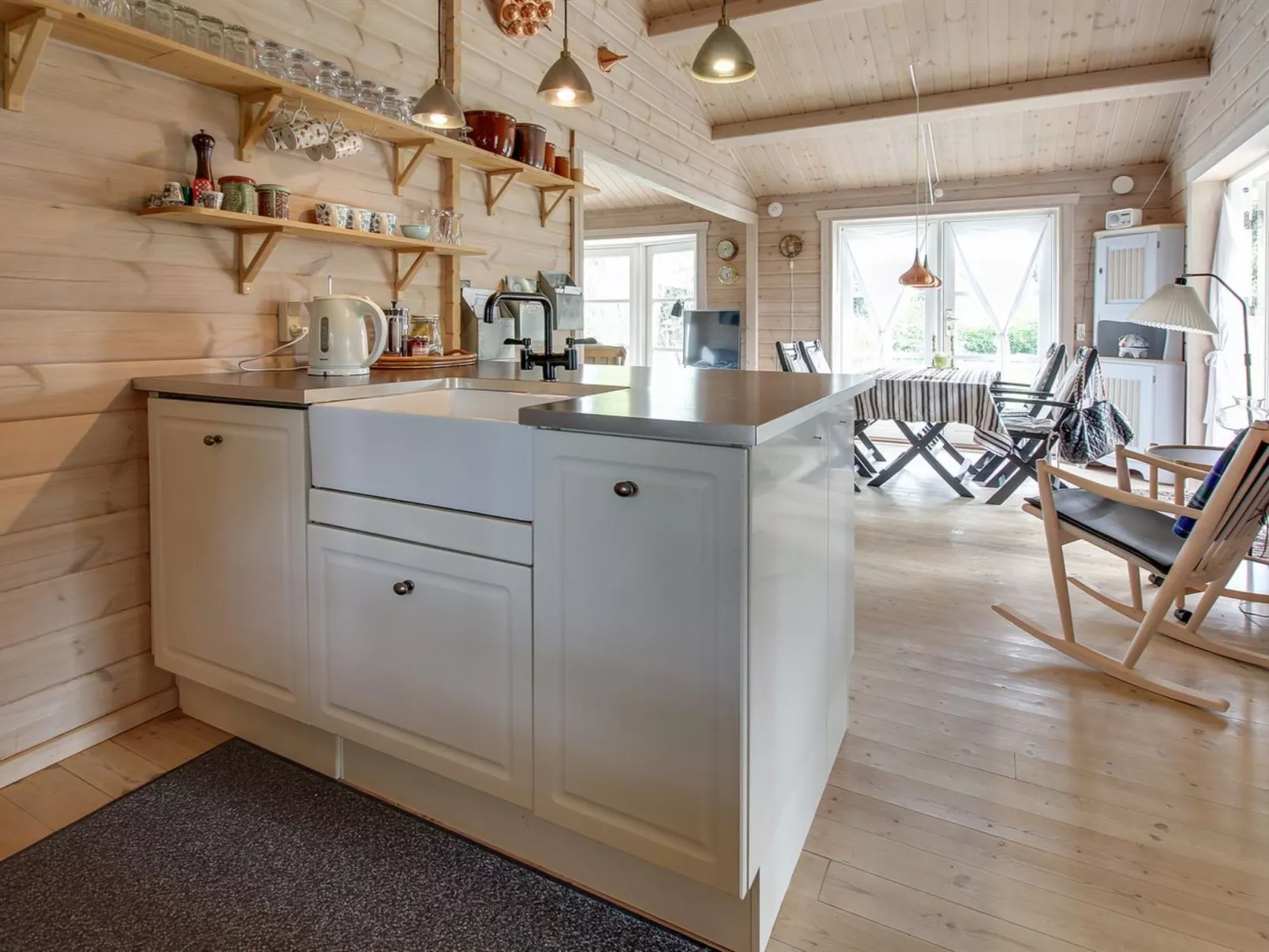 "Eia" - 500m from the sea-Binnen