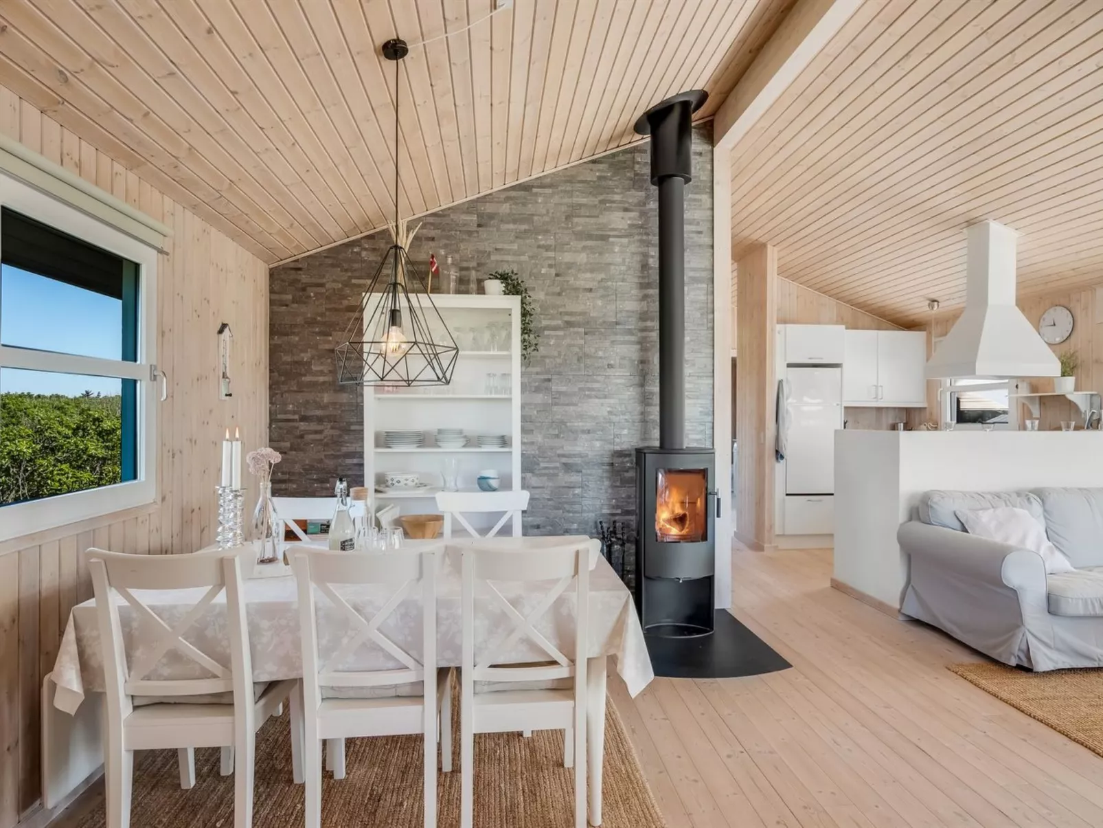 "Abel" - 350m from the sea-Binnen