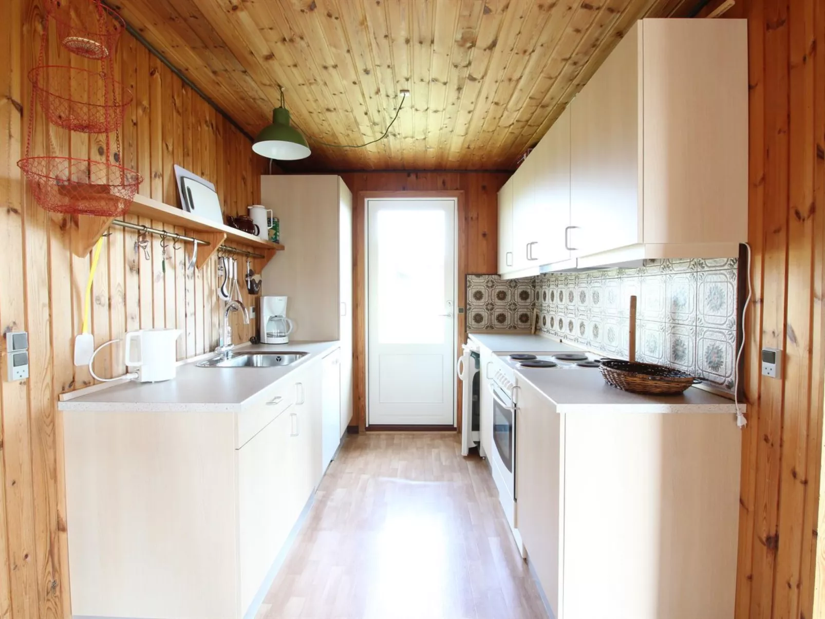 "Alka" -  from the sea-Binnen