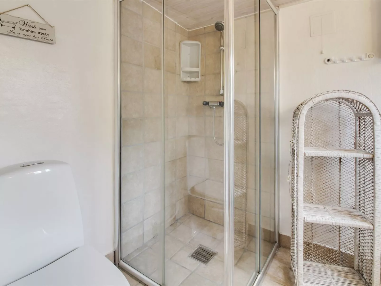 "Annakarin" - 500m from the sea-Binnen