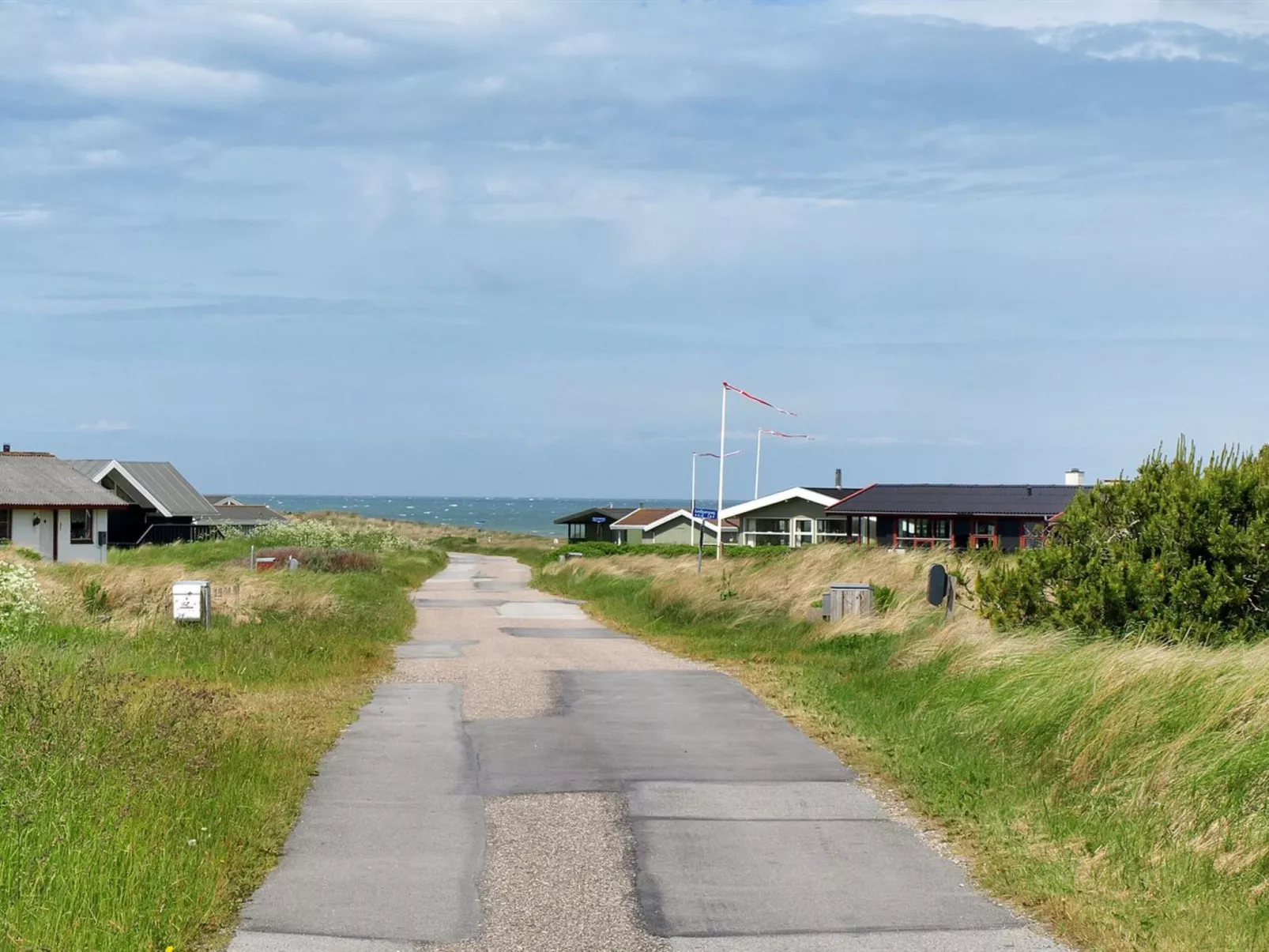 "Zafirka" - 364m from the sea-Buiten