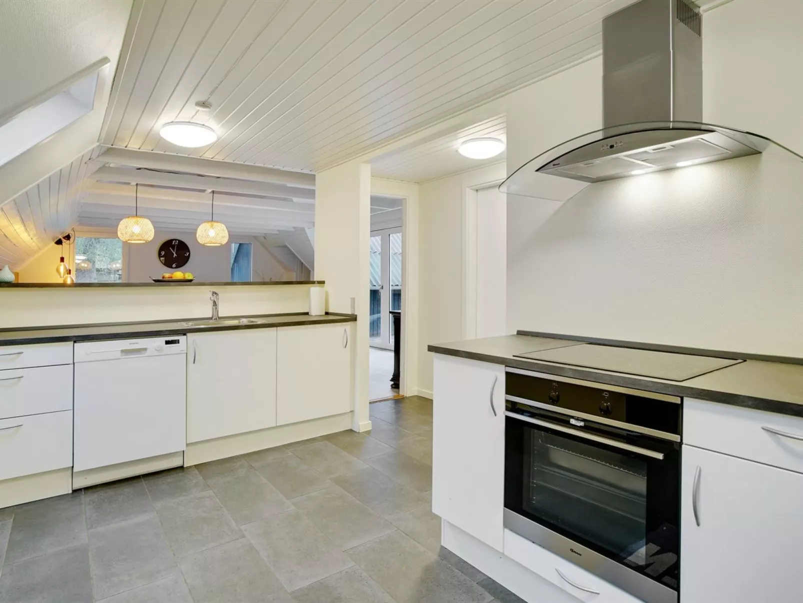 "Ingalil" - 650m from the sea-Binnen