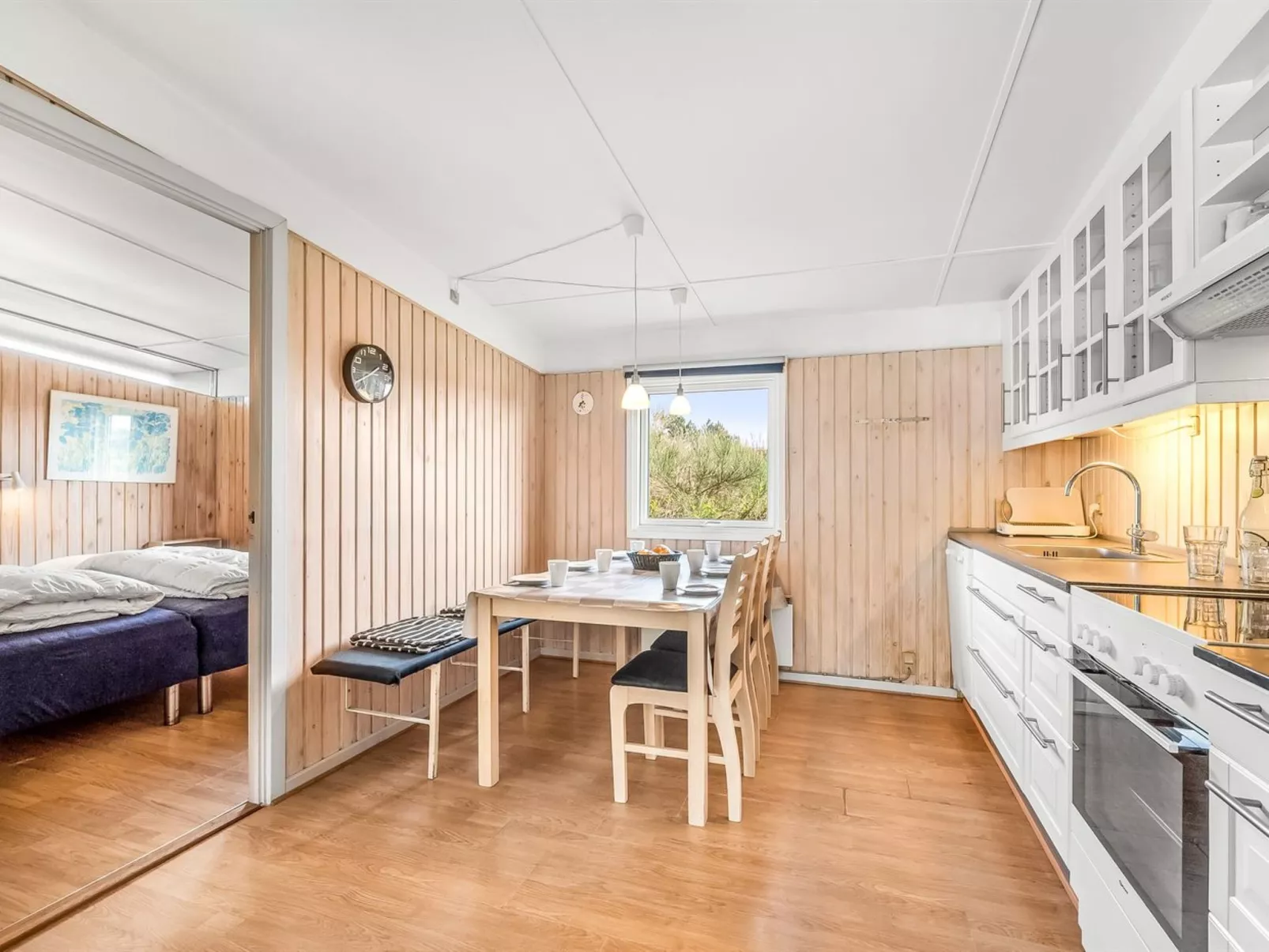 "Yorik" - 800m from the sea-Binnen