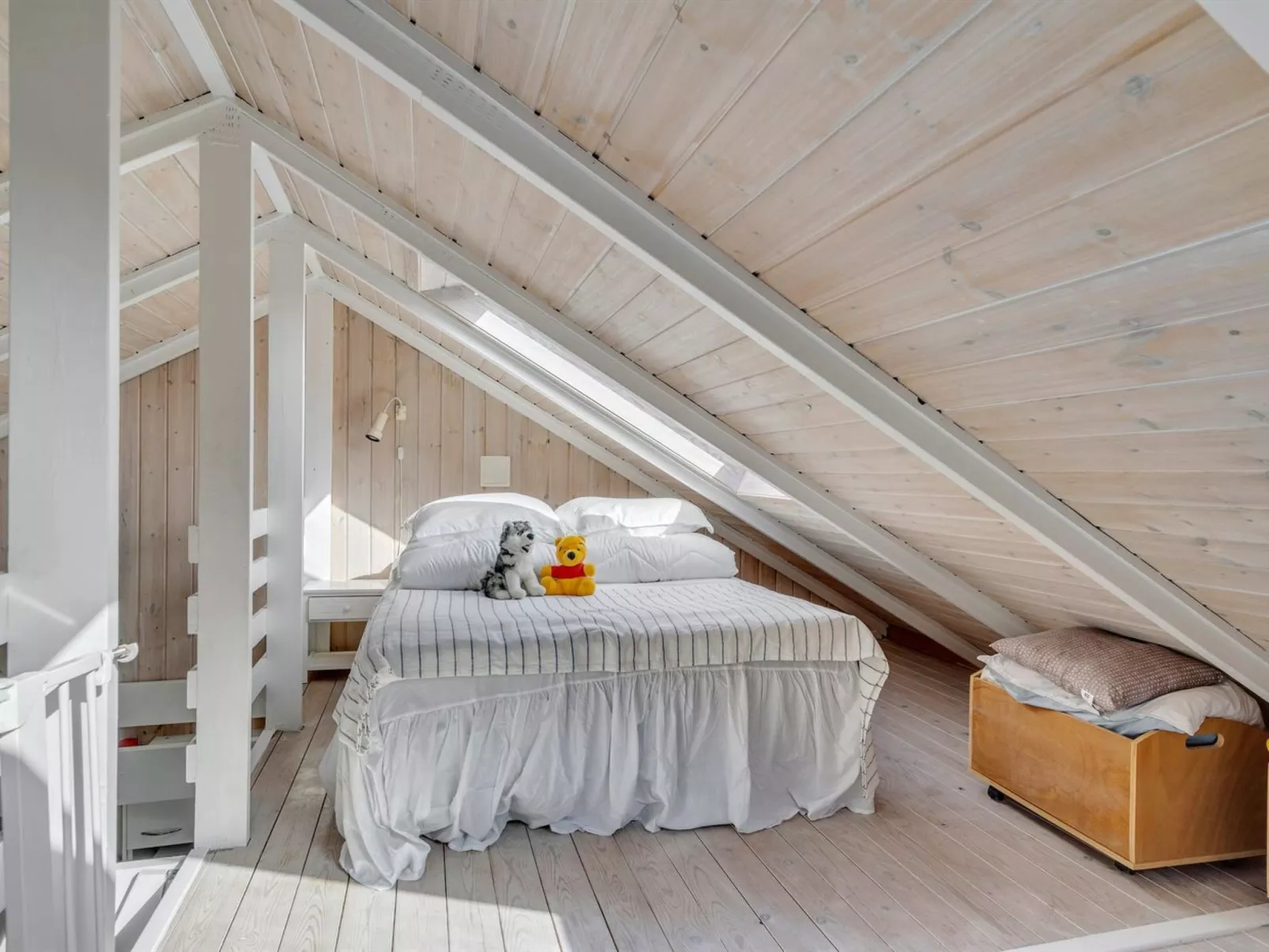 "Gudmundine" - 350m to the fjord-Binnen