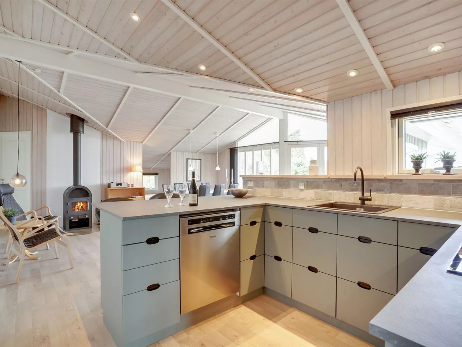 "Justiina" - 800m from the sea-Binnen